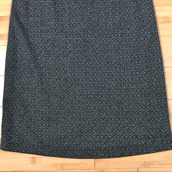 Tahari Zigzag Dress 3/4 Sleeve Size 4 - Picture 10 of 11